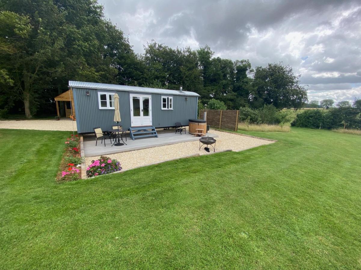 The Bibury - Westwell Downs Shepherd Huts أكسفورد المظهر الخارجي الصورة